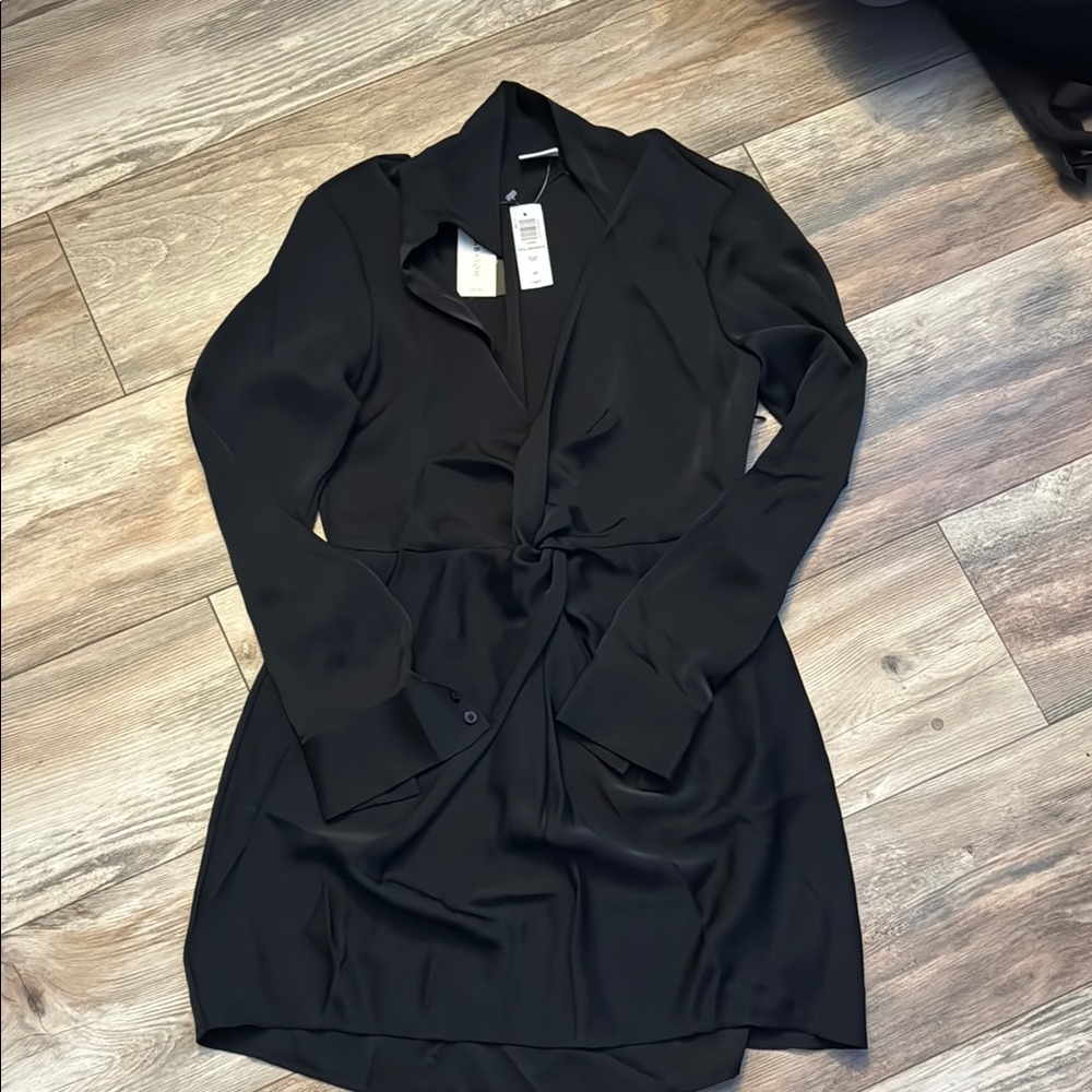 NWT Babaton Twist front dress